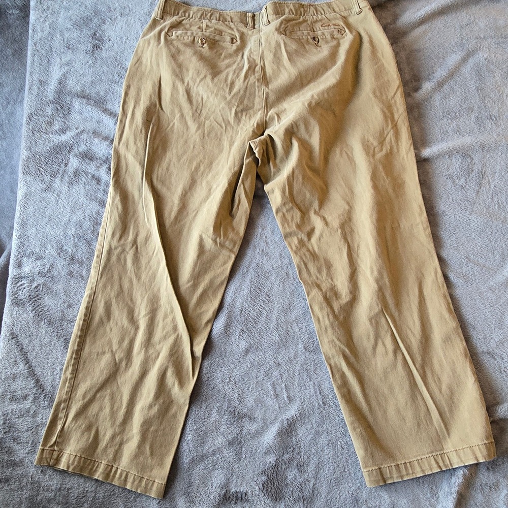 Cabelas Classic Fit Chino Pants Men 42x30 Khaki Tan Cotton Twill Stretch Comfort - Picture 9 of 16